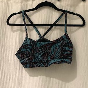 Lululemon sports bra